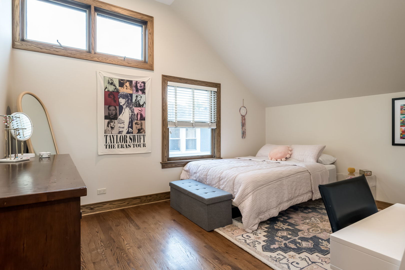 806 N Grv Ave Oak Park, IL 60302