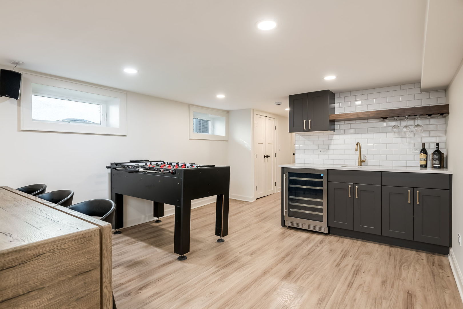 806 N Grv Ave Oak Park, IL 60302