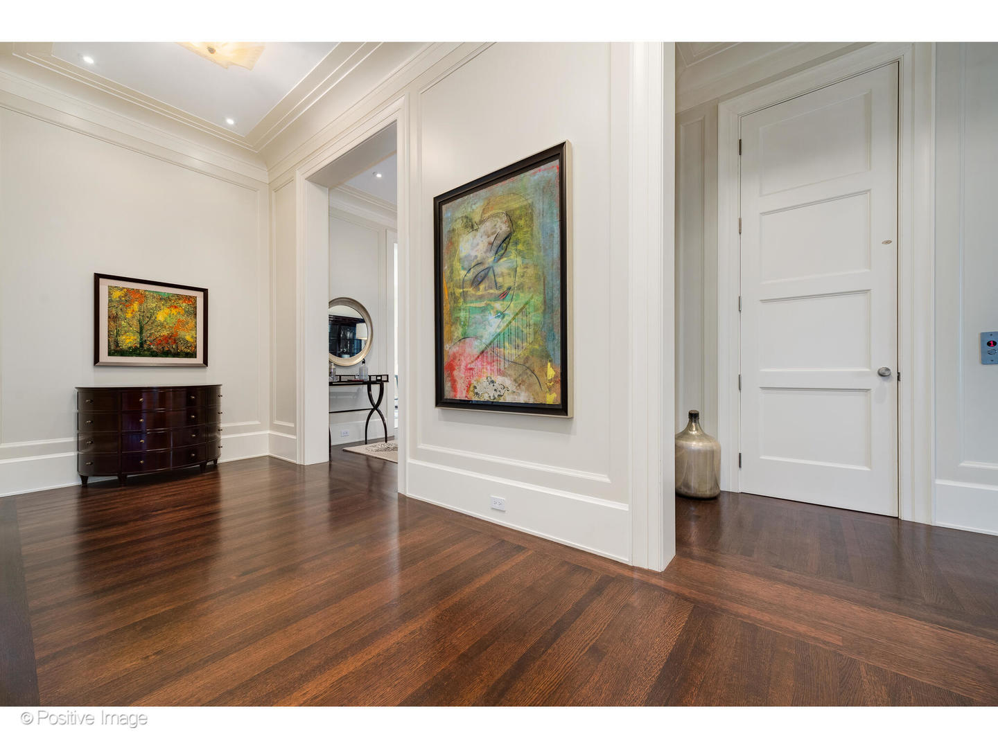 1853 N Burling St Chicago, IL 60614