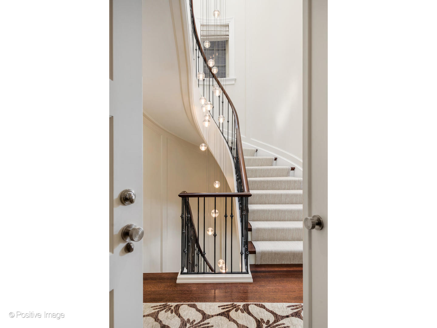 1853 N Burling St Chicago, IL 60614