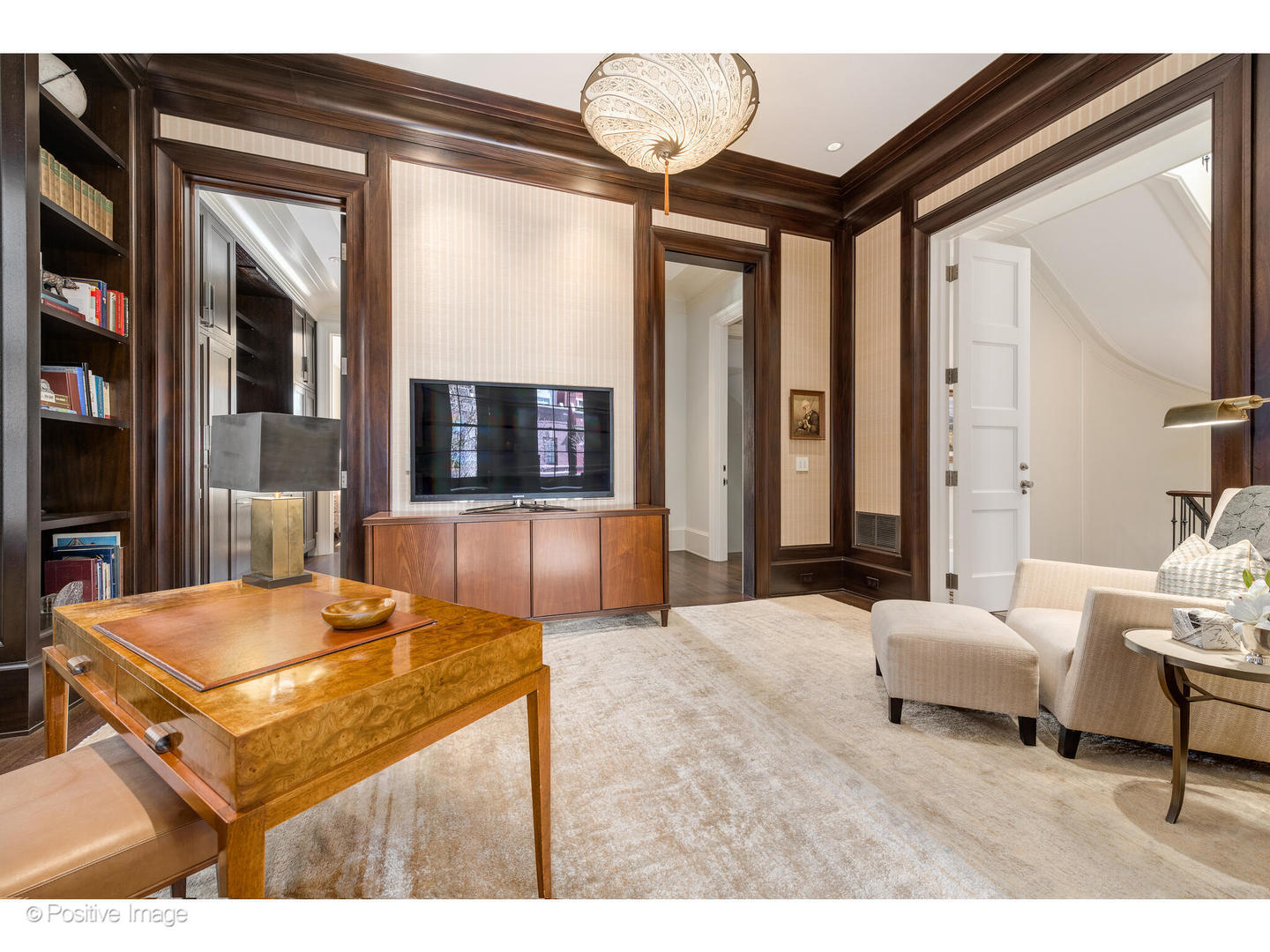 1853 N Burling St Chicago, IL 60614