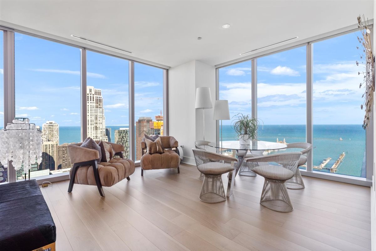 363 E Wacker Dr #4206 Chicago, IL 60601