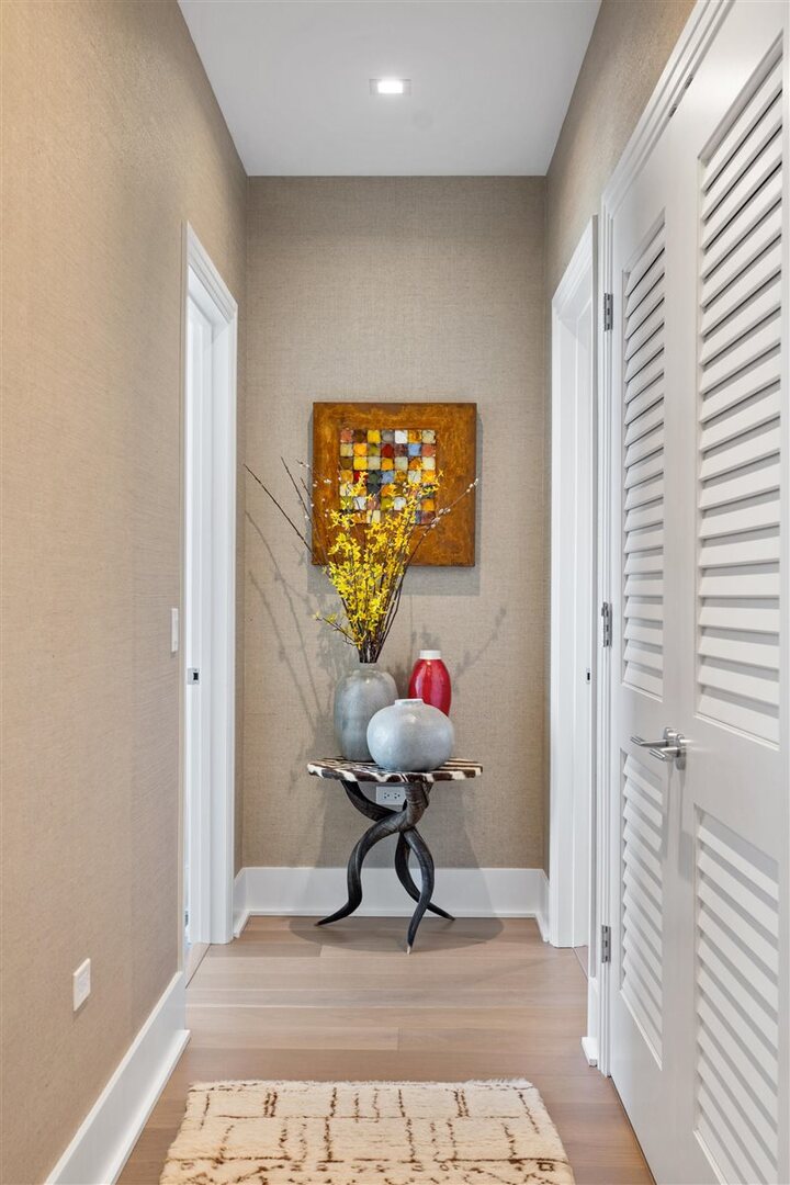 363 E Wacker Dr #4206 Chicago, IL 60601