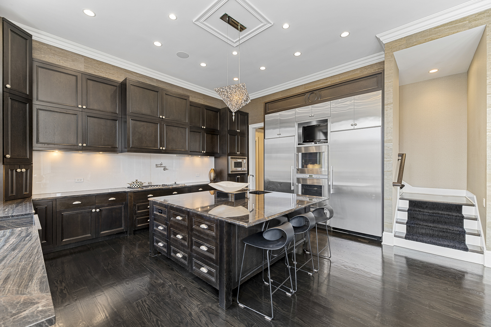 1755 Sunnyside Ave Highland Park, IL 60035