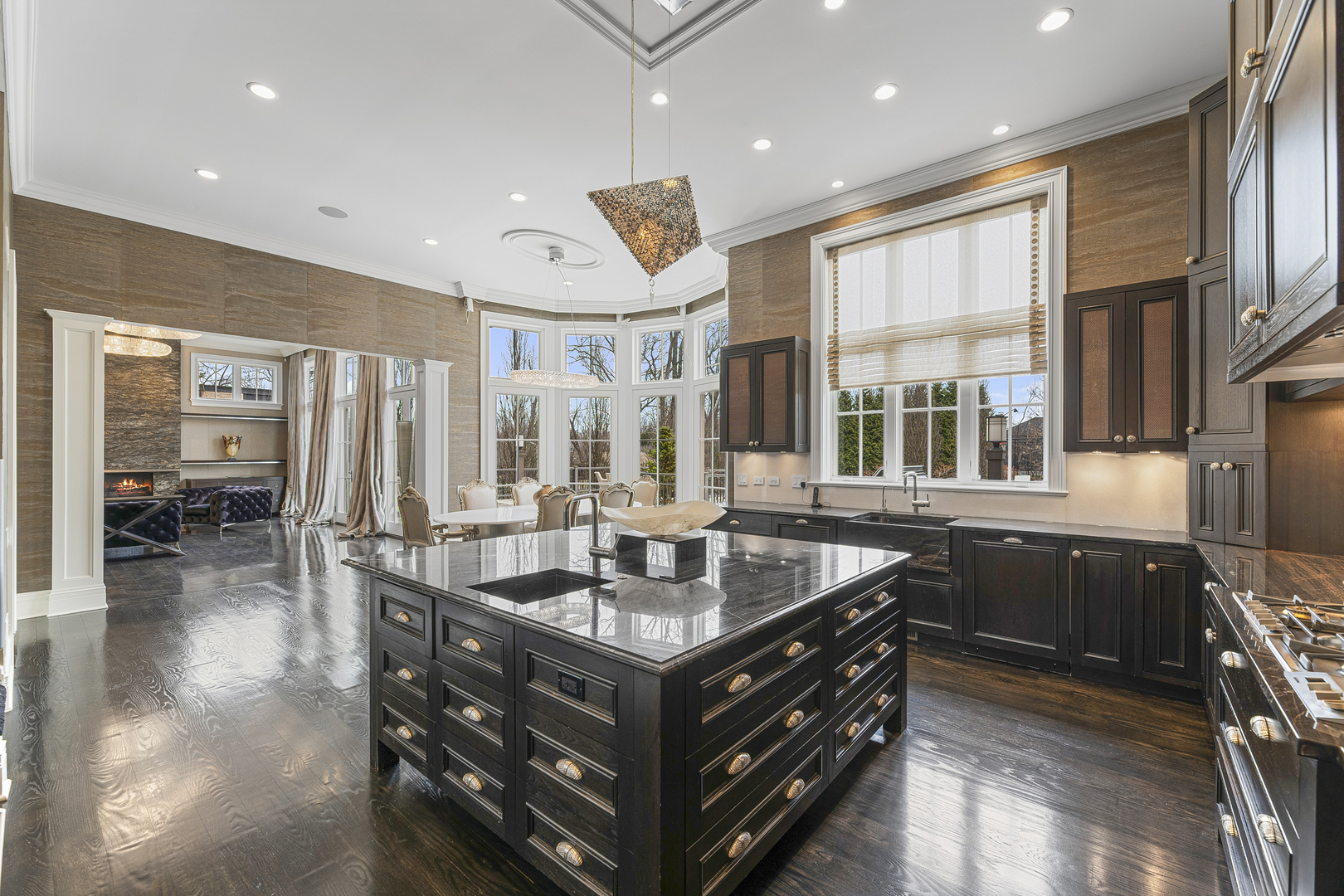 1755 Sunnyside Ave Highland Park, IL 60035