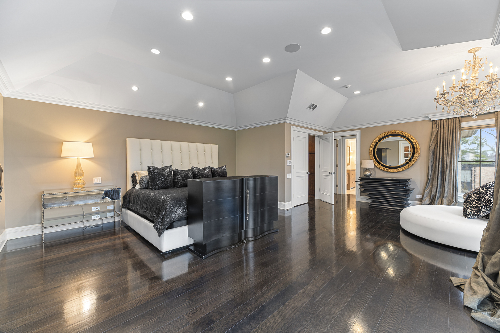 1755 Sunnyside Ave Highland Park, IL 60035