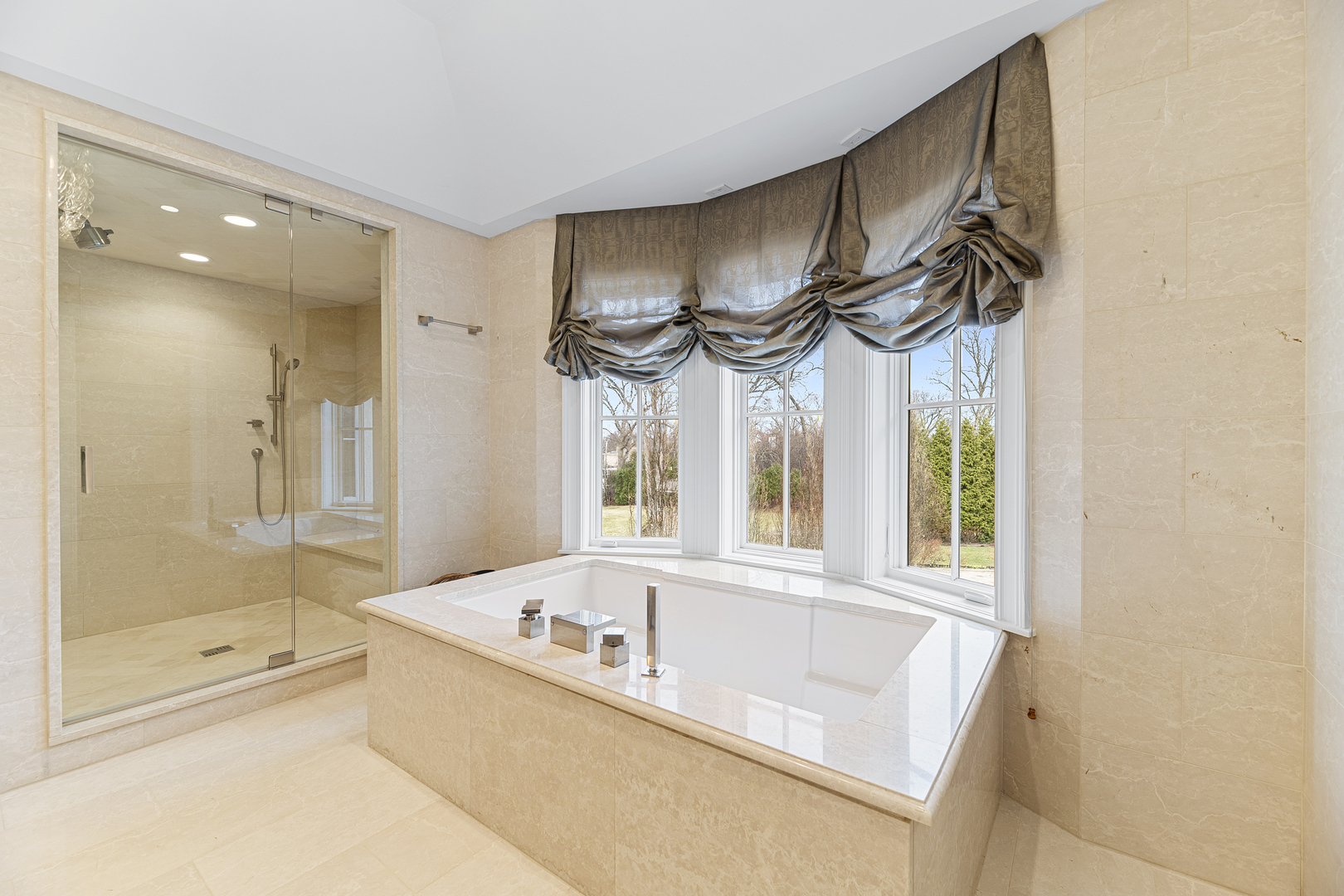 1755 Sunnyside Ave Highland Park, IL 60035