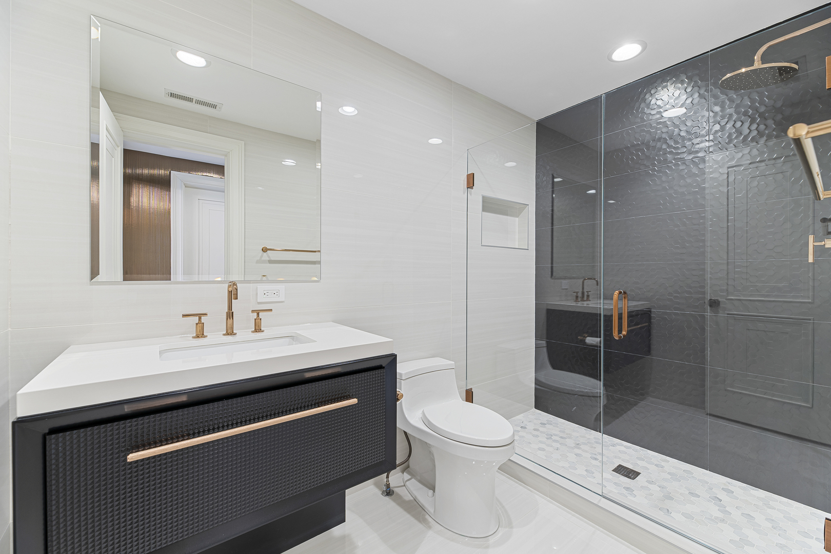 1755 Sunnyside Ave Highland Park, IL 60035