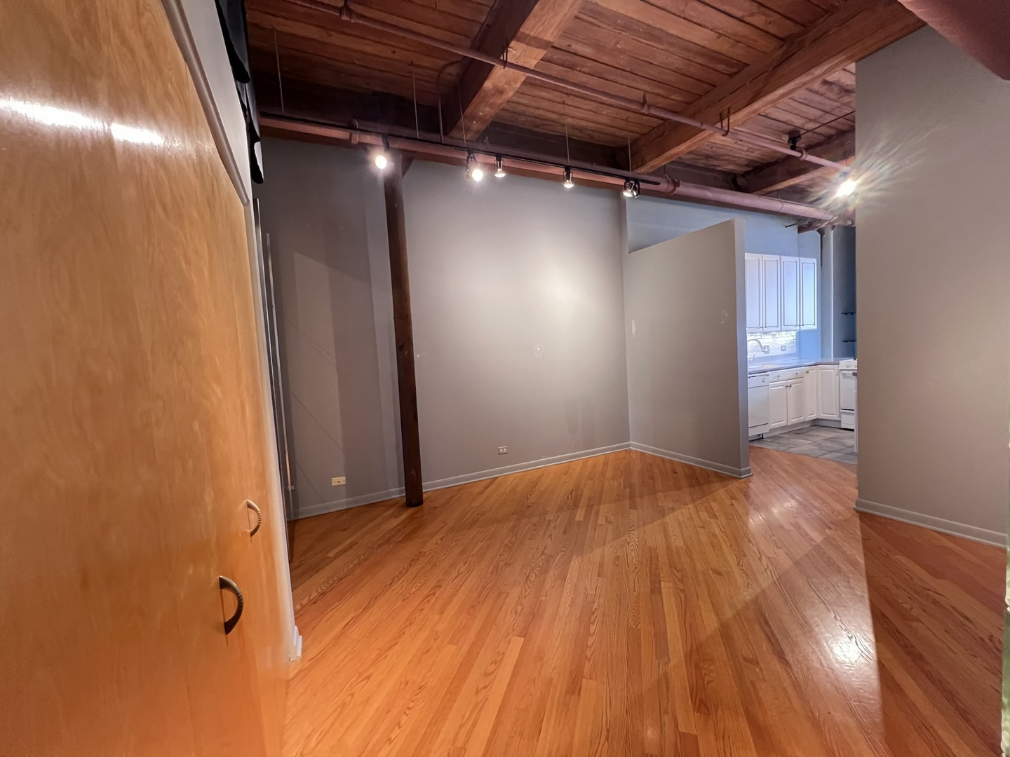 1000 W WASHINGTON Blvd #344 Chicago, IL 60607