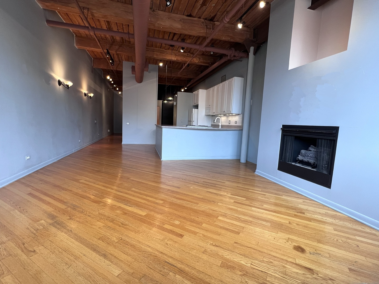 1000 W WASHINGTON Blvd #344 Chicago, IL 60607