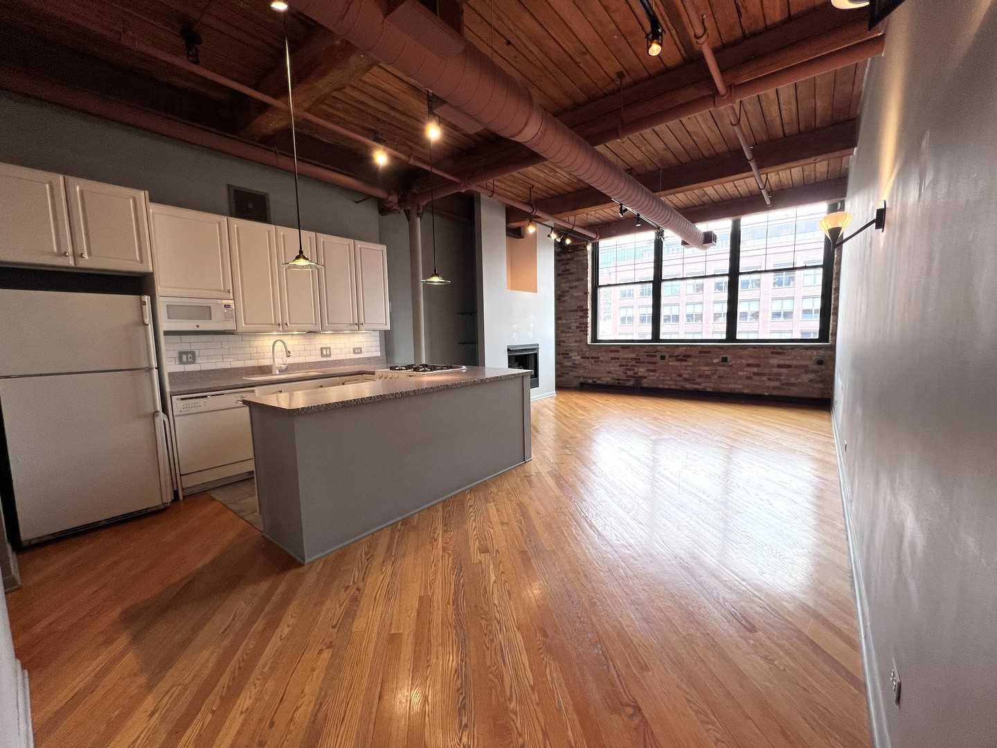 1000 W WASHINGTON Blvd #344 Chicago, IL 60607