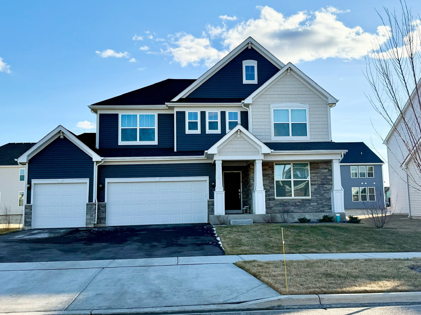 356 West Pt Cir