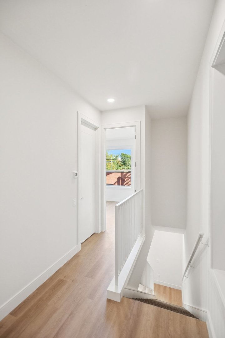 2323 N Lister Ave Chicago, IL 60614