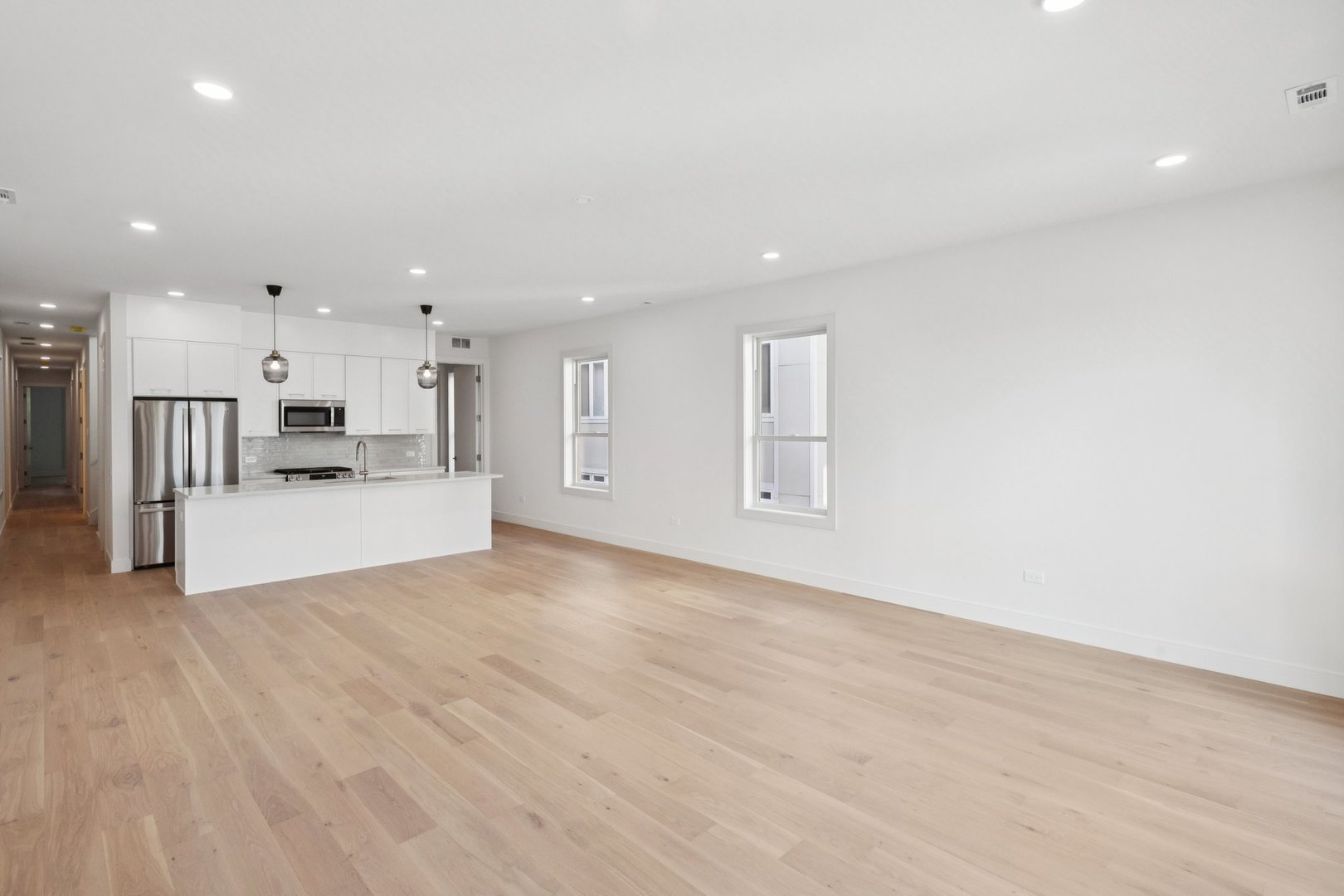 2323 N Lister Ave Chicago, IL 60614