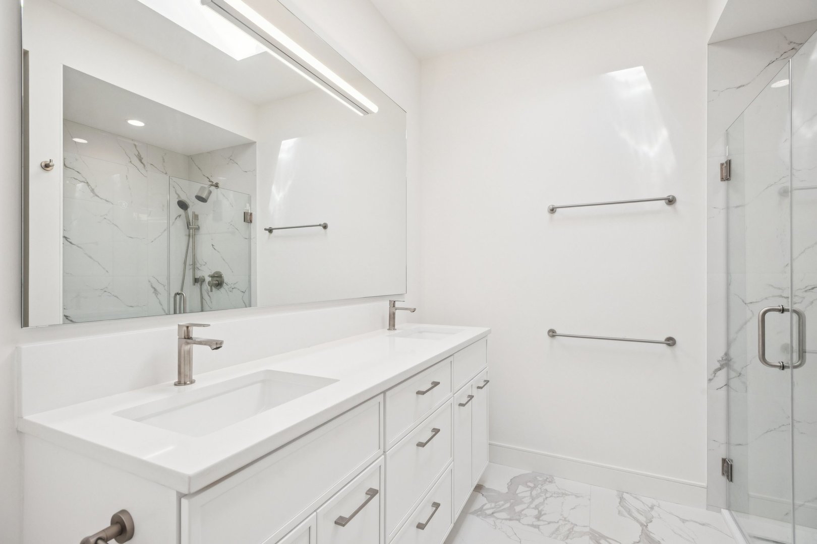 2323 N Lister Ave Chicago, IL 60614