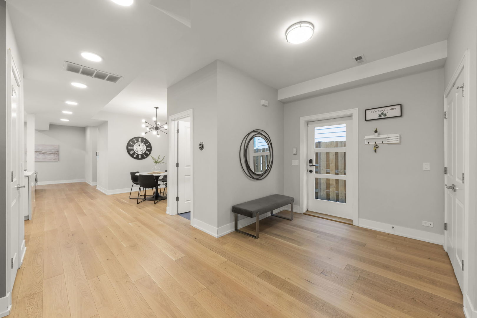 1126 Pitner Ave Evanston, IL 60202