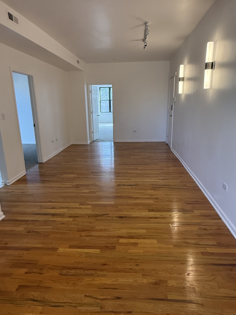 5726 S King Dr #3A Chicago, IL 60637