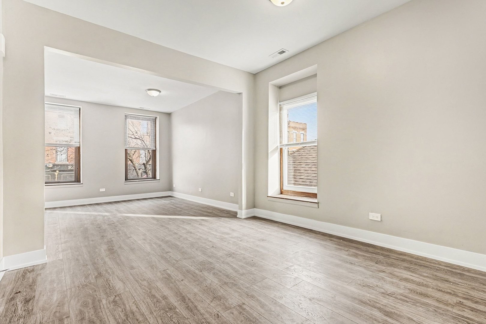 1503 W Taylor St #2 Chicago, IL 60607