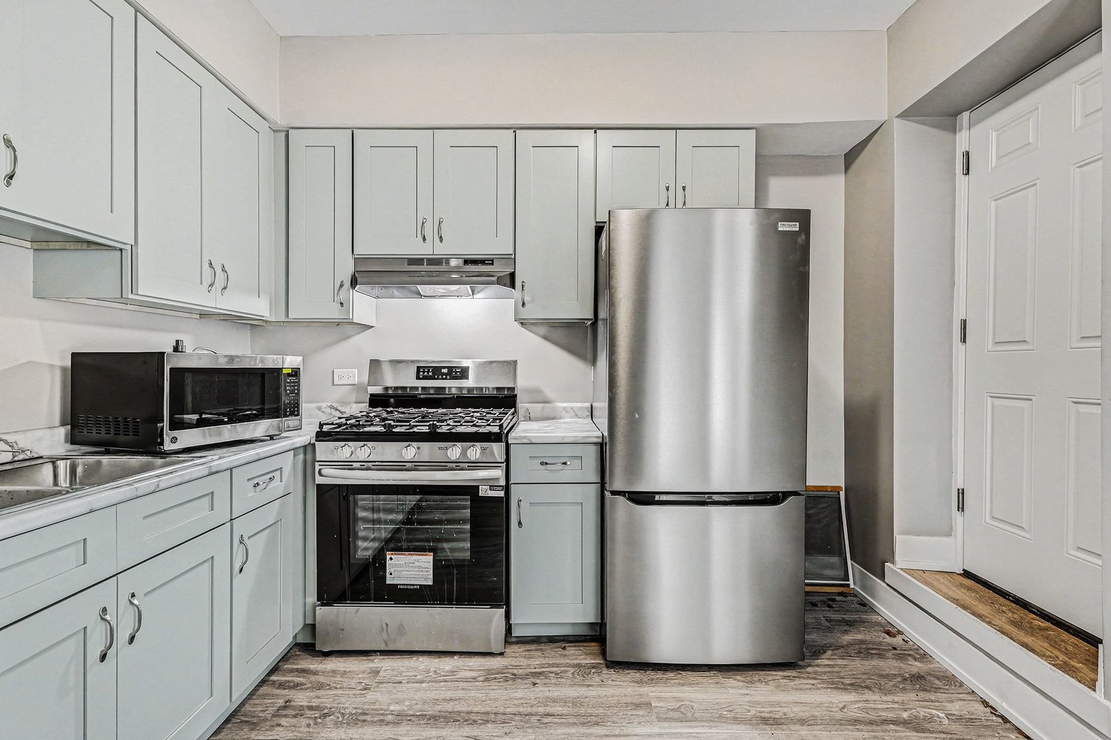 1503 W Taylor St #2 Chicago, IL 60607