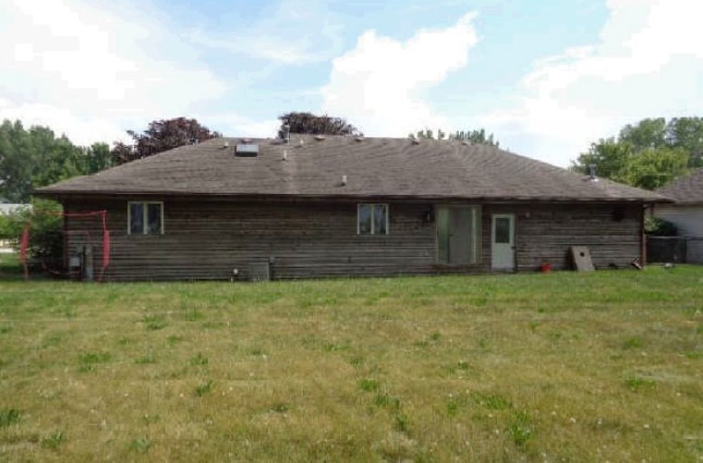 1023 W Longfellow Dr Manteno, IL 60950