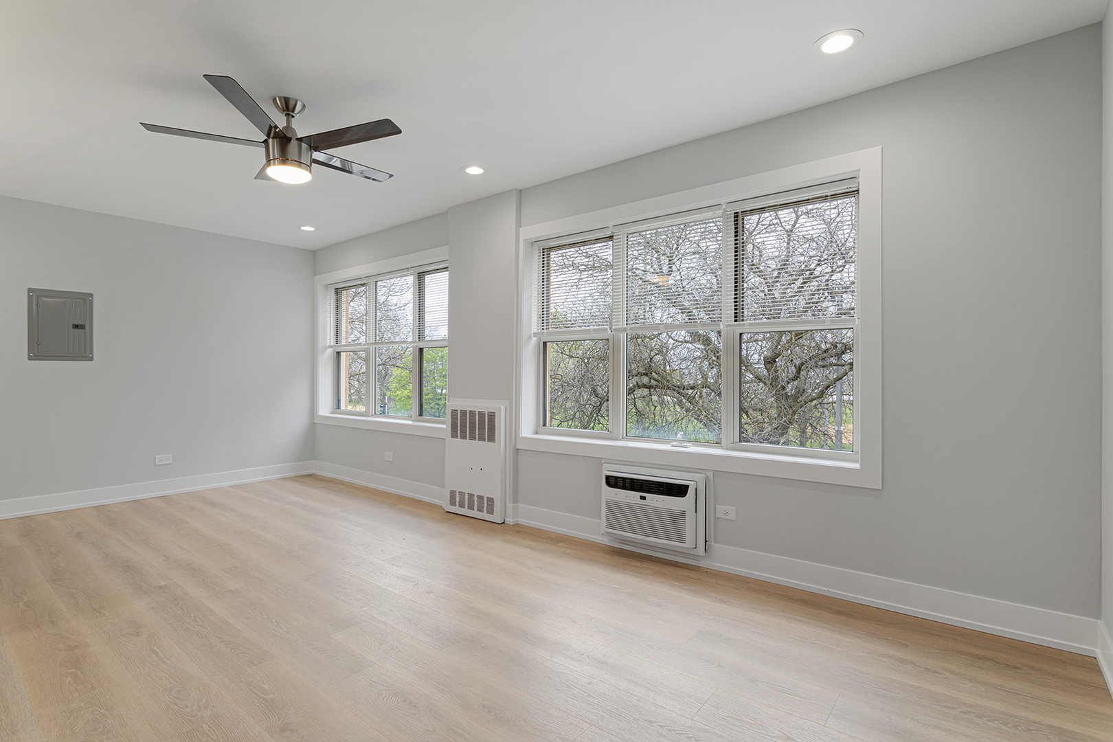 7070 N Sheridan Ave #4S Chicago, IL 60626