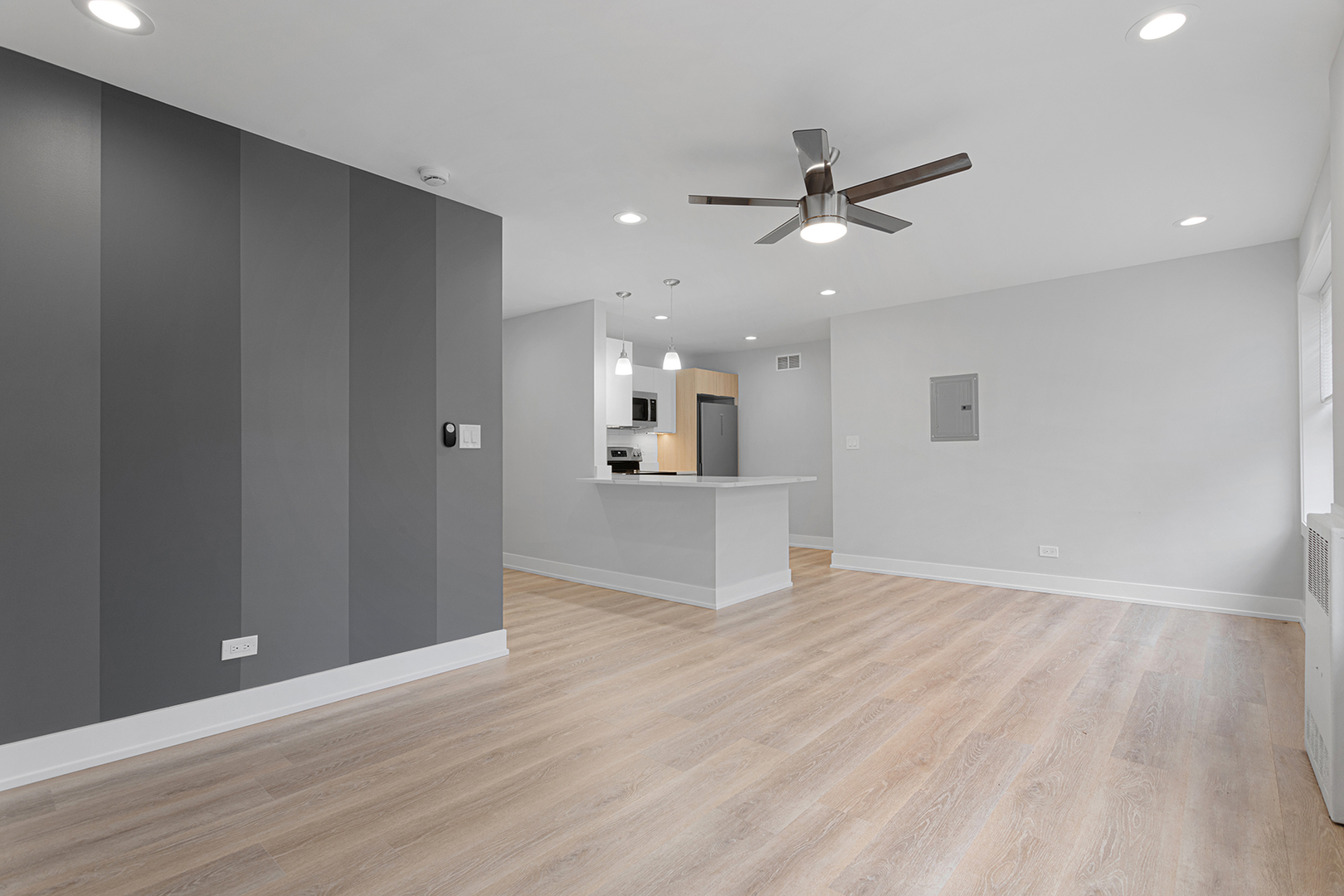 7070 N Sheridan Ave #4S Chicago, IL 60626