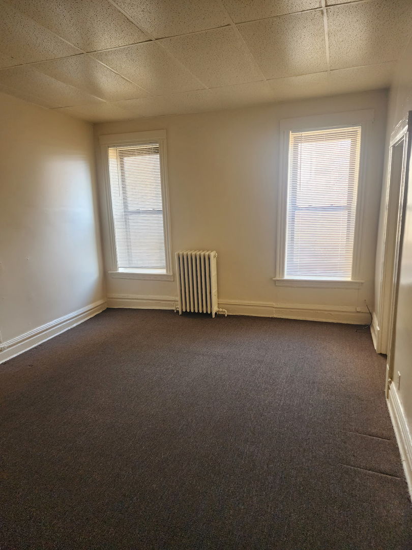 6527 S Kimbark Ave #1 Chicago, IL 60637