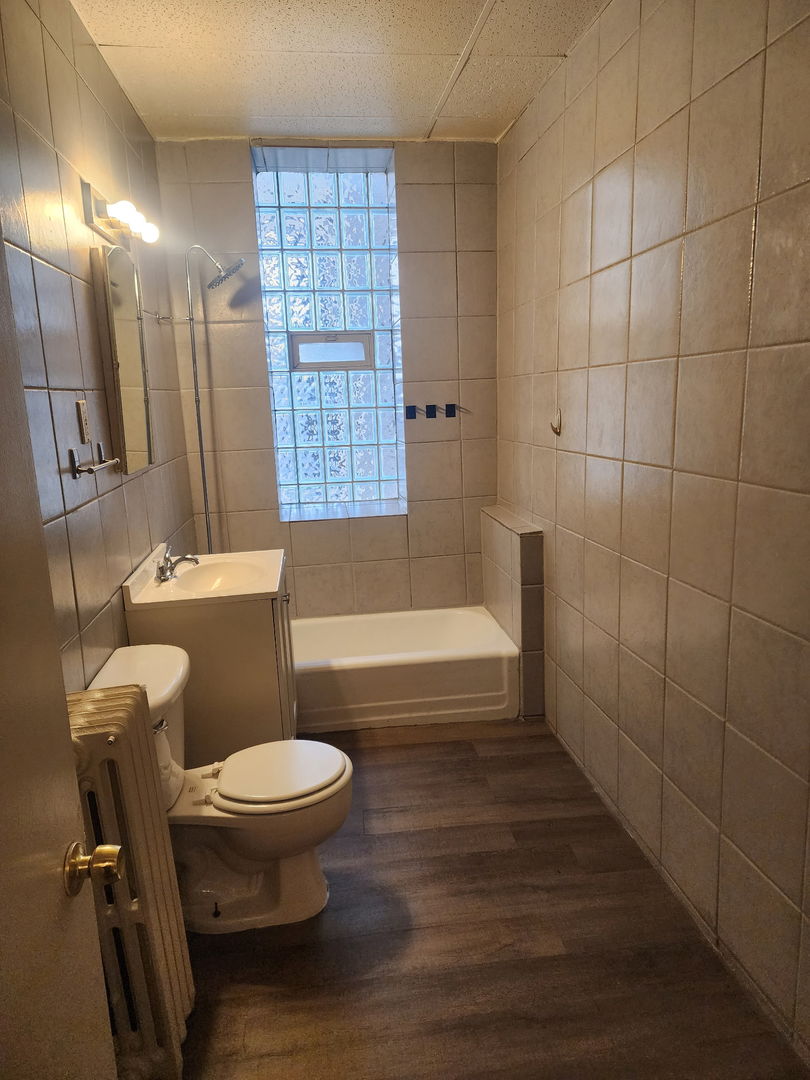 6527 S Kimbark Ave #1 Chicago, IL 60637