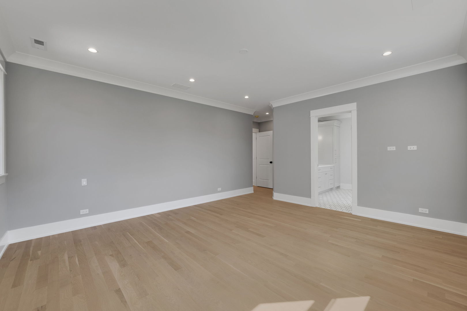 1025 Central Ave Wilmette, IL 60091