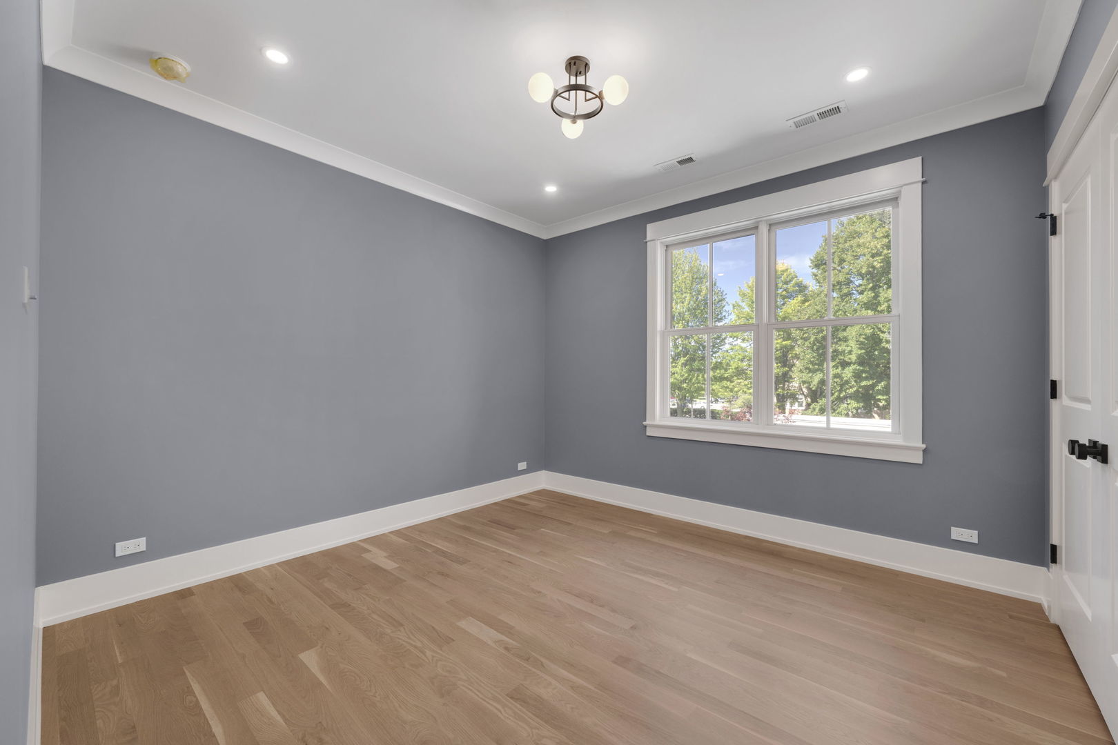 1025 Central Ave Wilmette, IL 60091