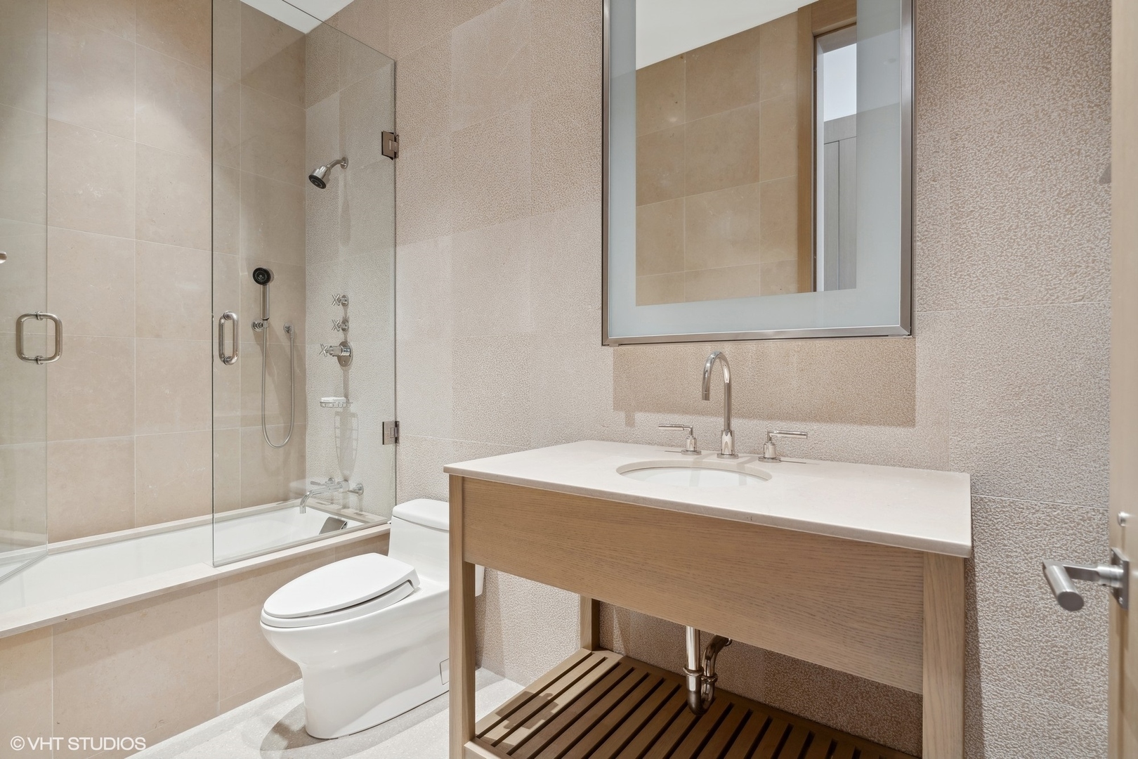 55 E Erie St #5201 Chicago, IL 60611