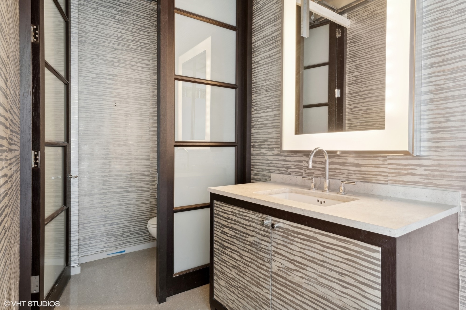 55 E Erie St #5201 Chicago, IL 60611