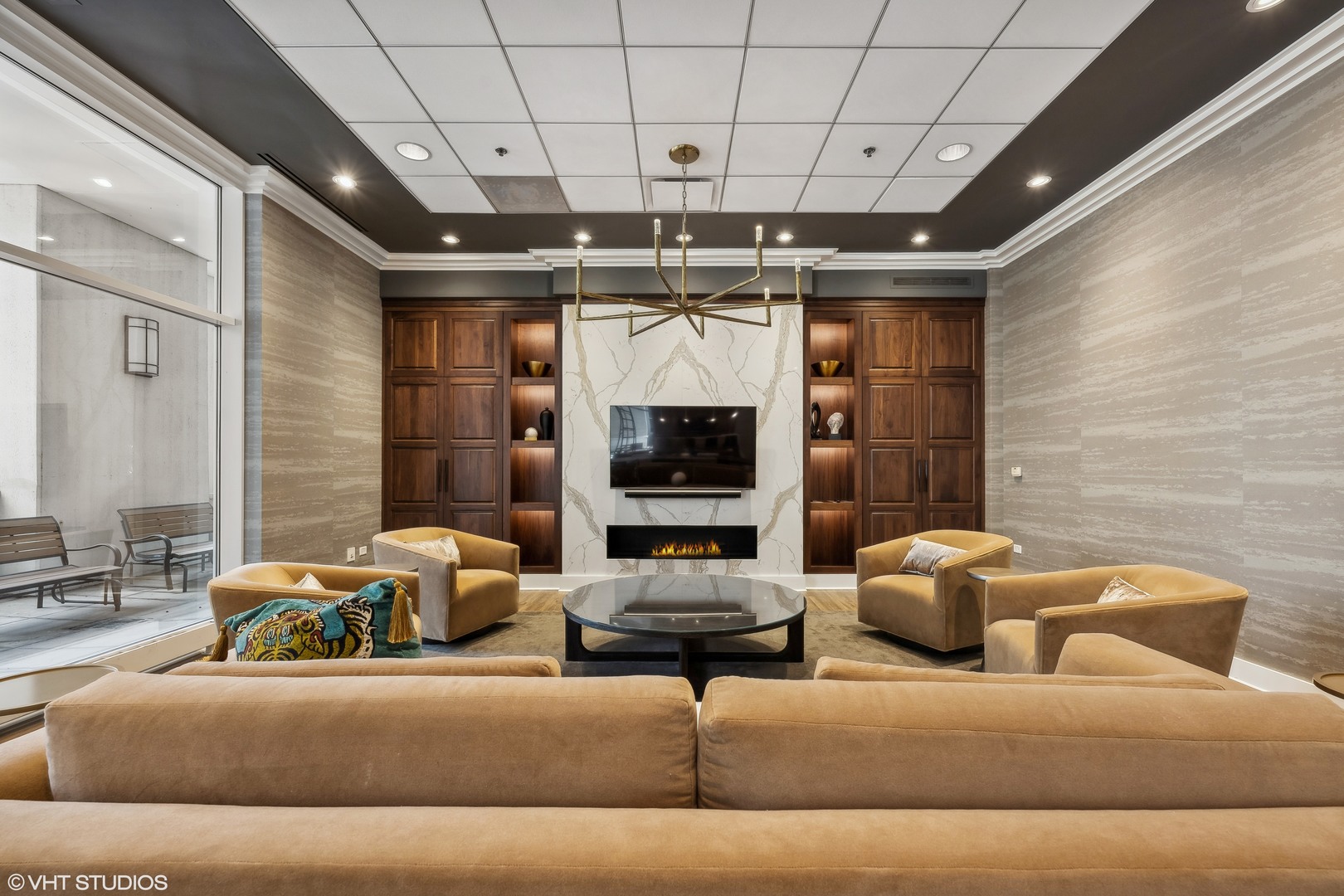 55 E Erie St #5201 Chicago, IL 60611