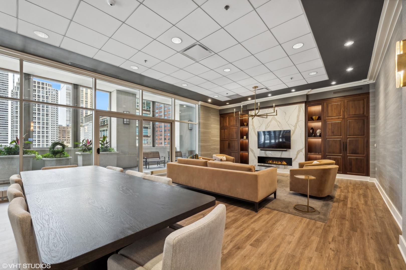 55 E Erie St #5201 Chicago, IL 60611