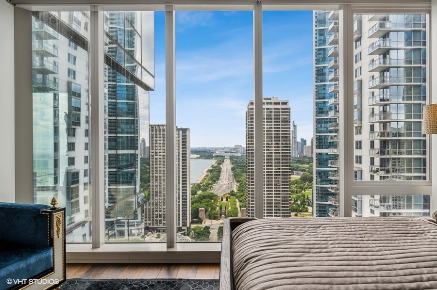 363 E Wacker Dr #2103 Chicago, IL 60601