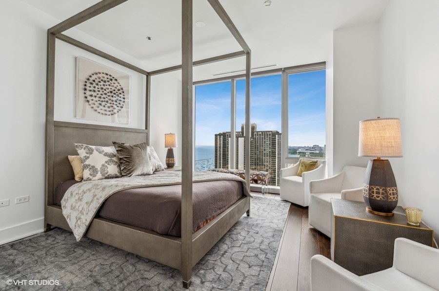 363 E Wacker Dr #2103 Chicago, IL 60601