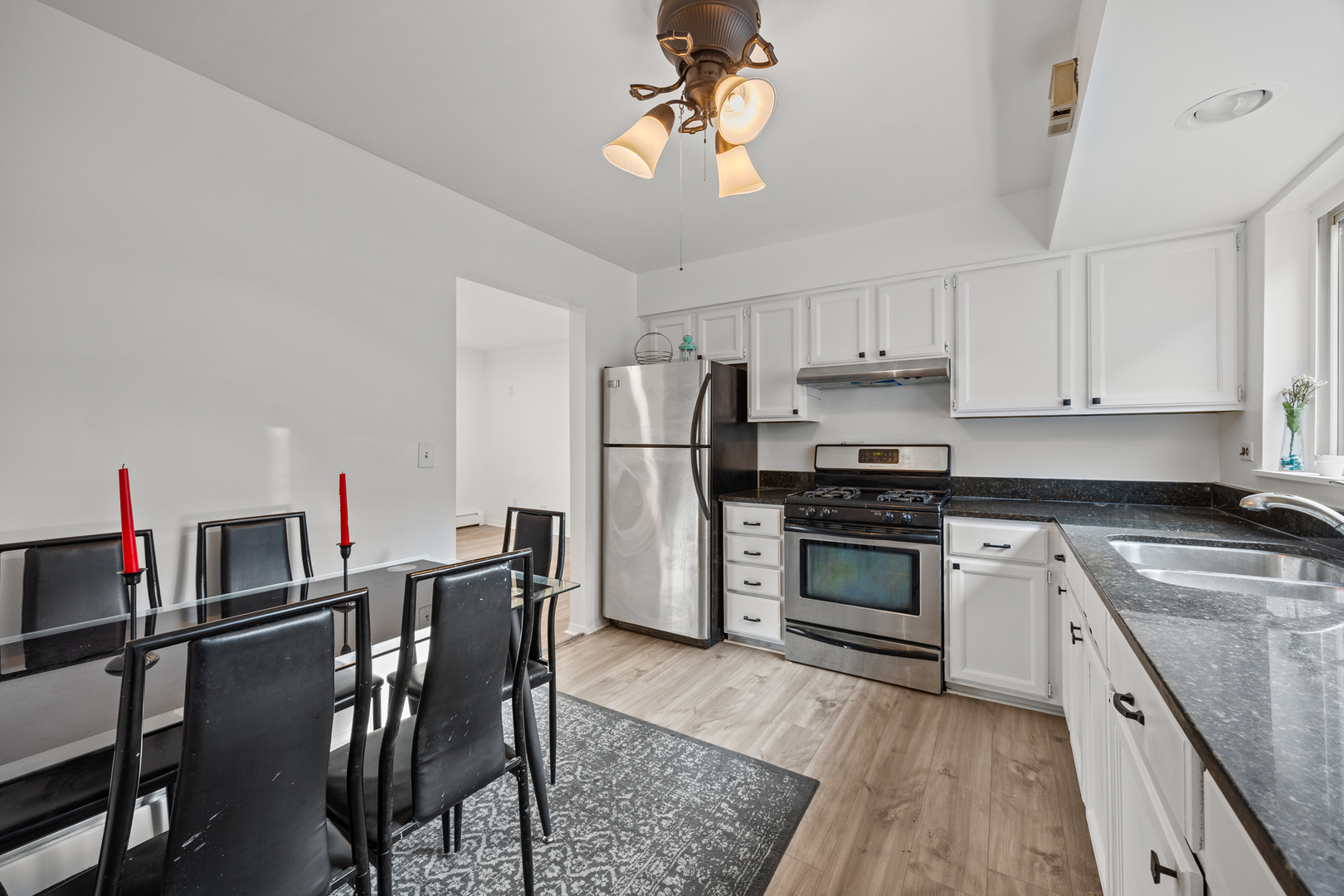 410 Wisconsin Ave #503 Oak Park, IL 60302