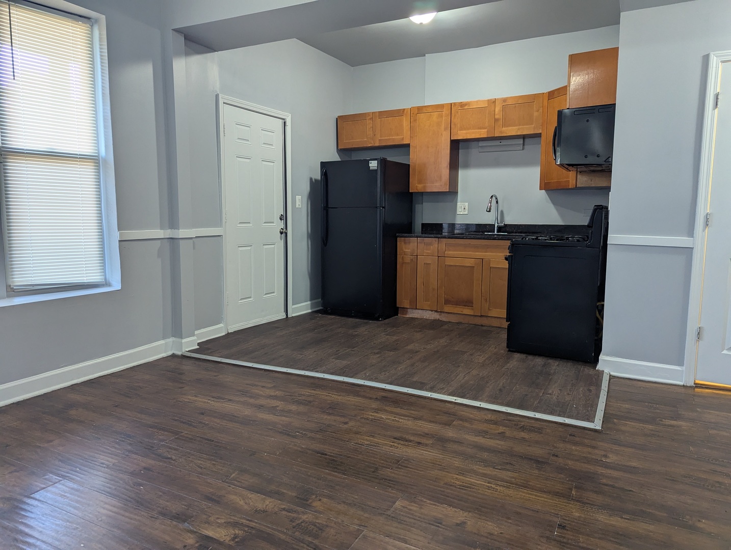 6401 S Saint Lawrence Ave #6401-1 Chicago, IL 60637