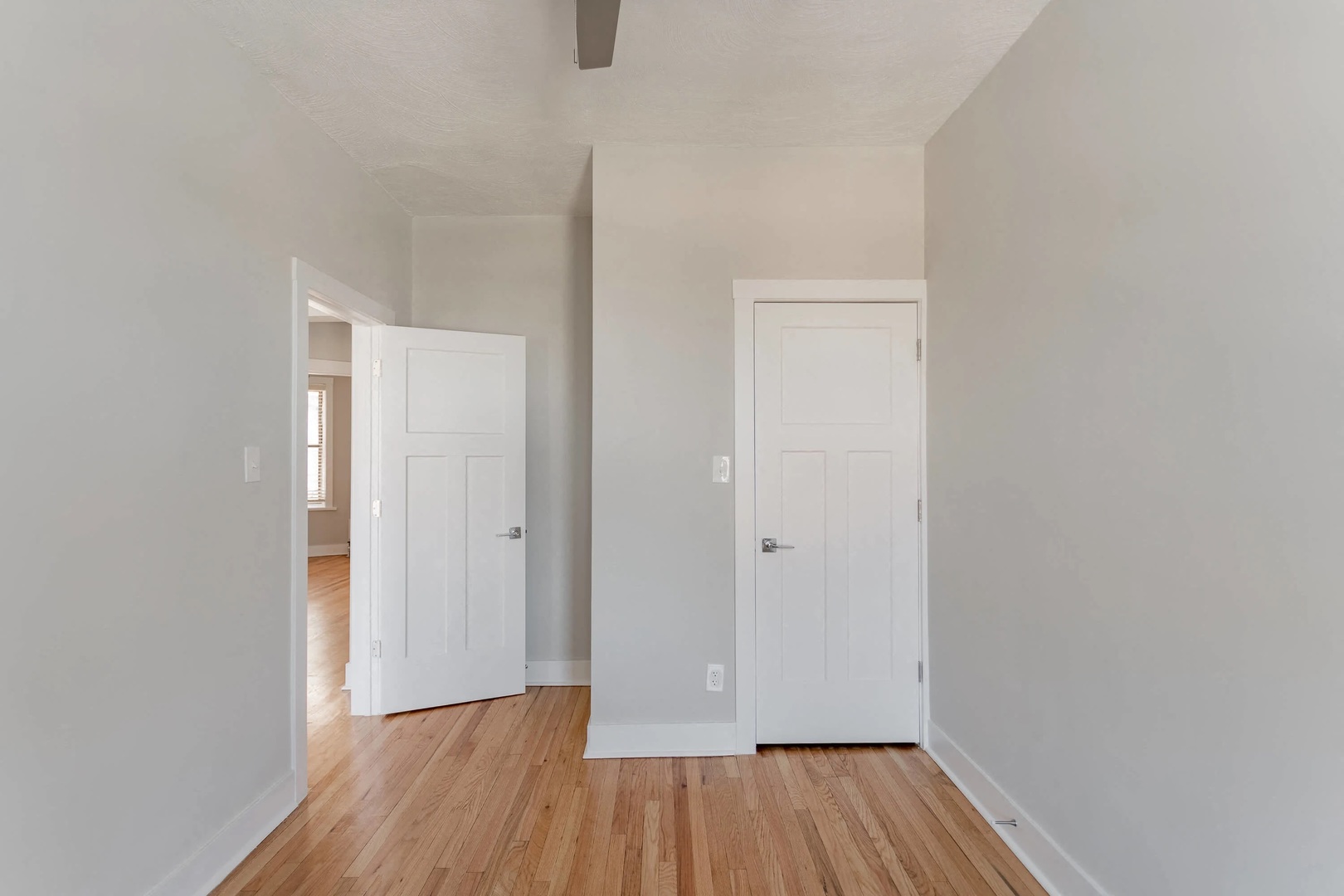 6143 S Dorchester Ave #3 Chicago, IL 60637