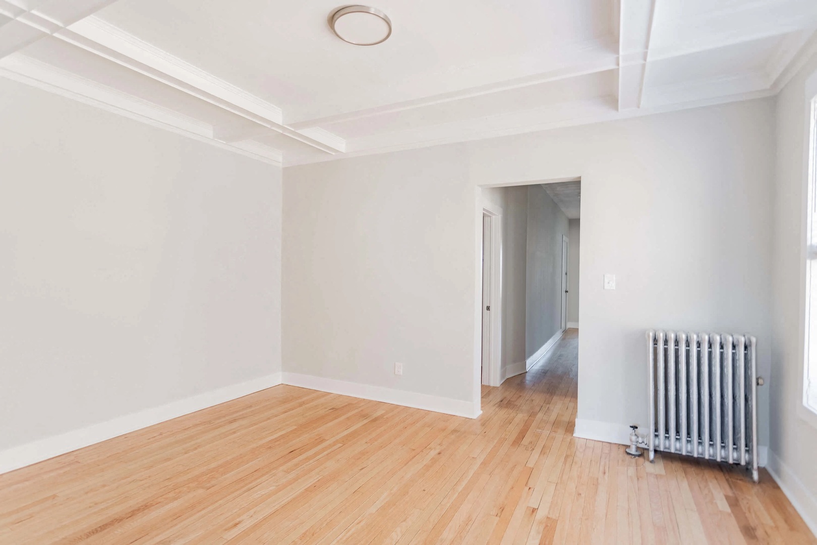 6143 S Dorchester Ave #3 Chicago, IL 60637