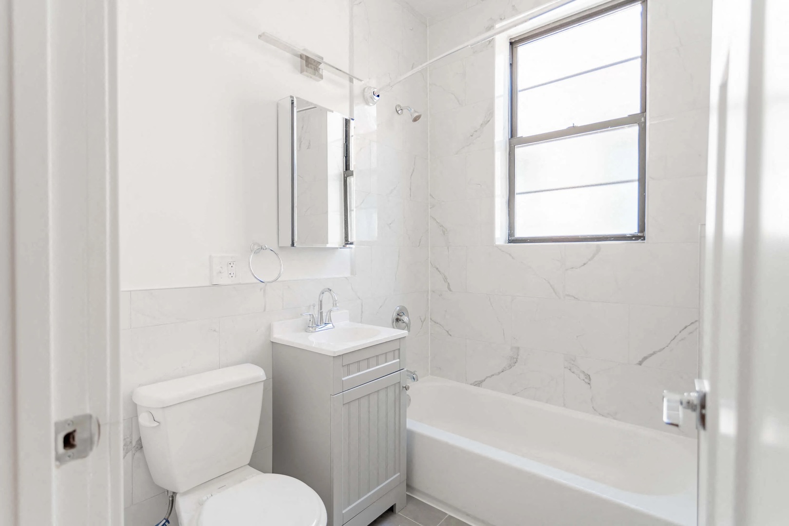 6143 S Dorchester Ave #3 Chicago, IL 60637