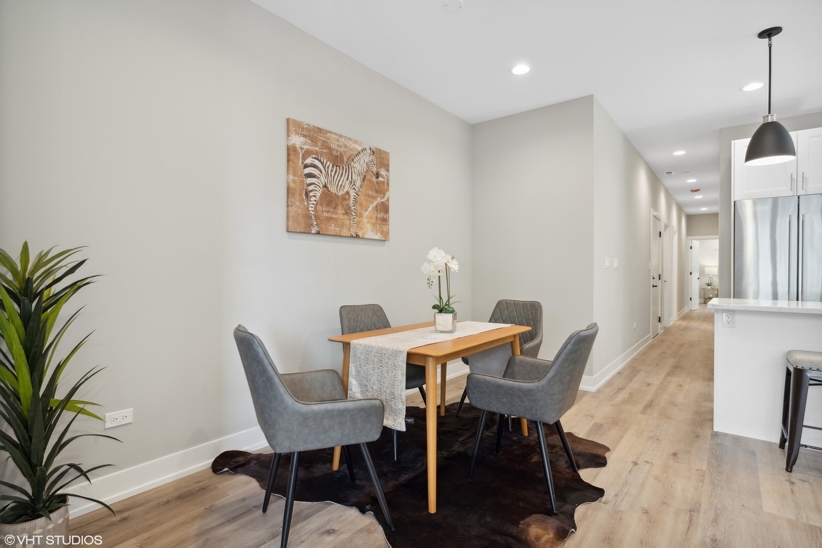 3335-3341 N Sheffield Ave Chicago, IL 60657