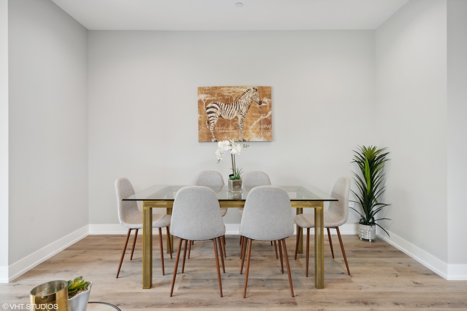 3335-3341 N Sheffield Ave Chicago, IL 60657