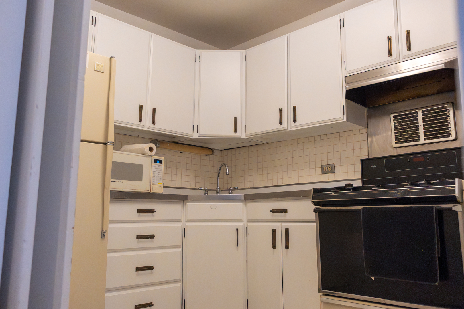 400 E Randolph St #906 Chicago, IL 60601