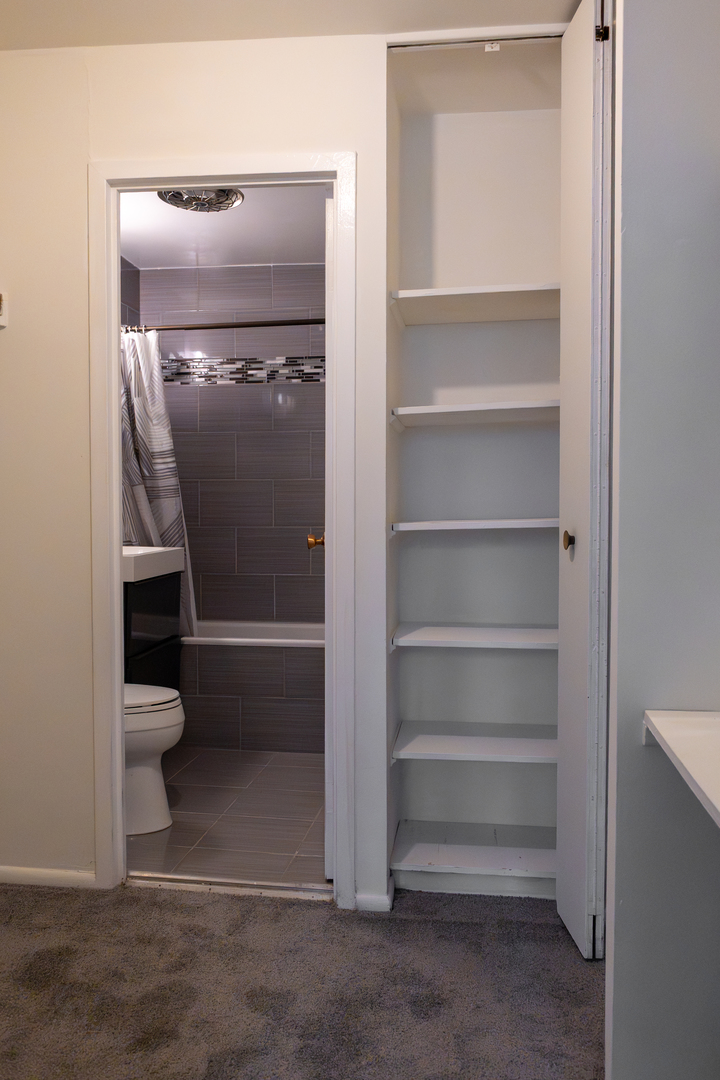 400 E Randolph St #906 Chicago, IL 60601