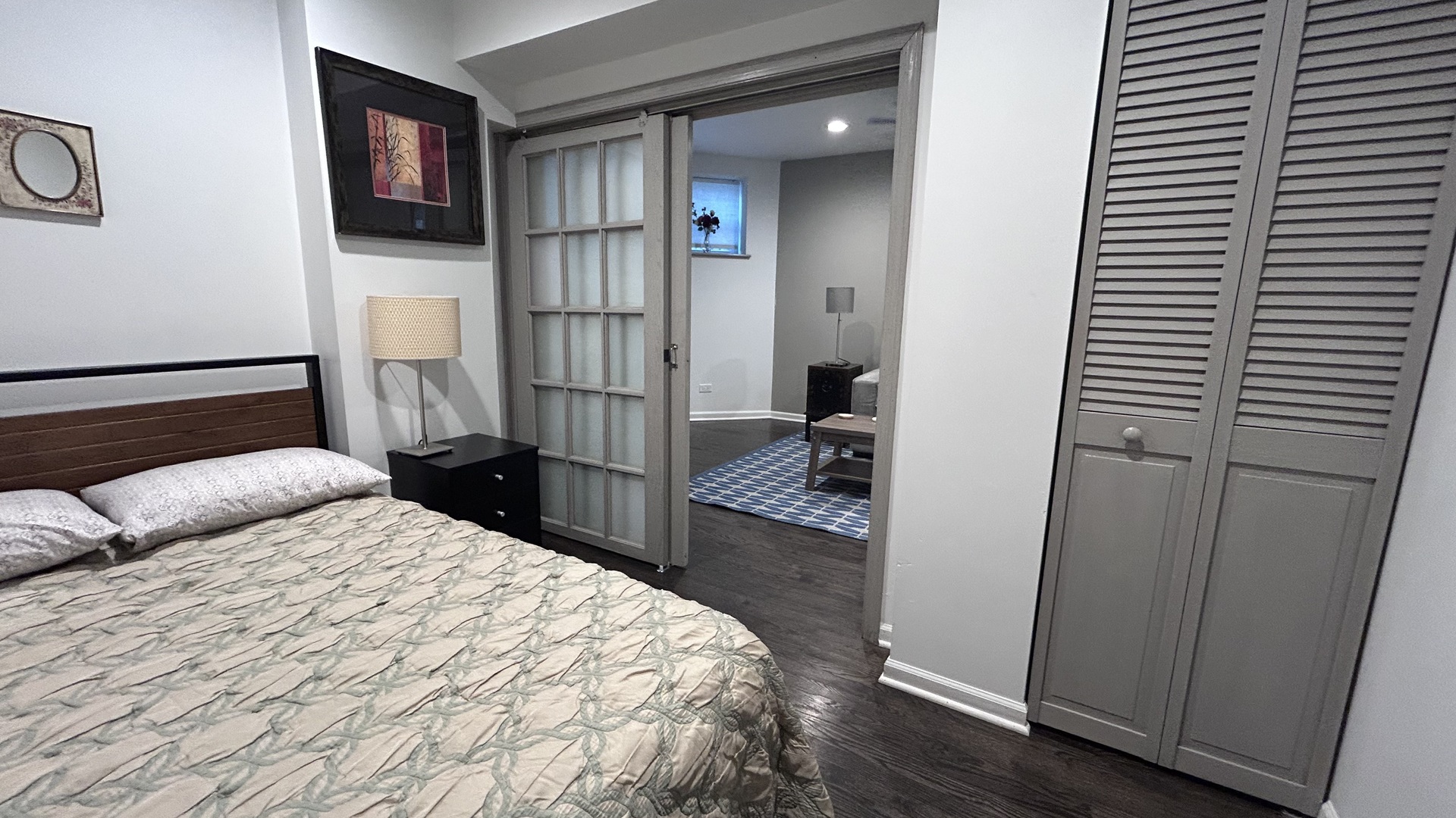 1123 W Addison St Chicago, IL 60613