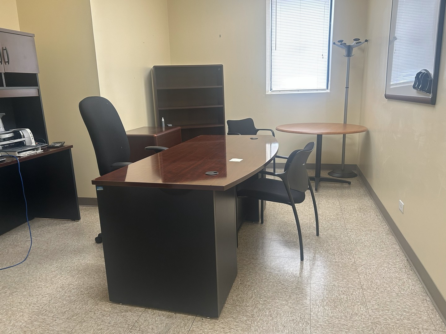 418 E 43rd St Chicago, IL 60653