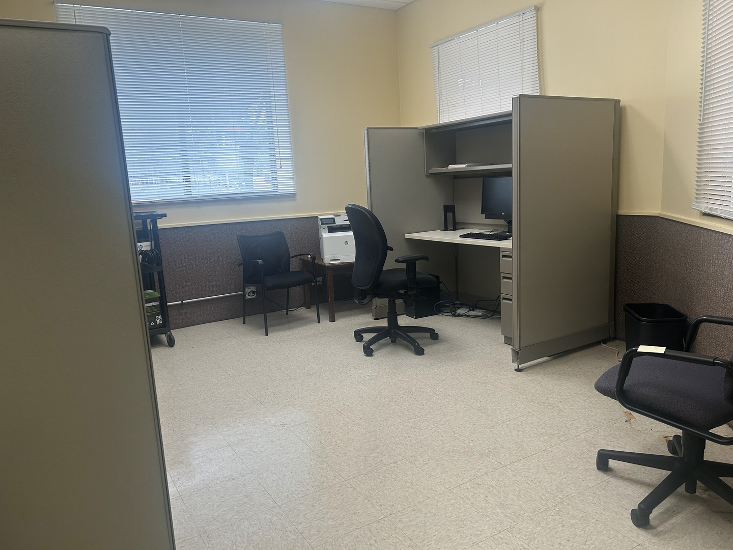 418 E 43rd St Chicago, IL 60653