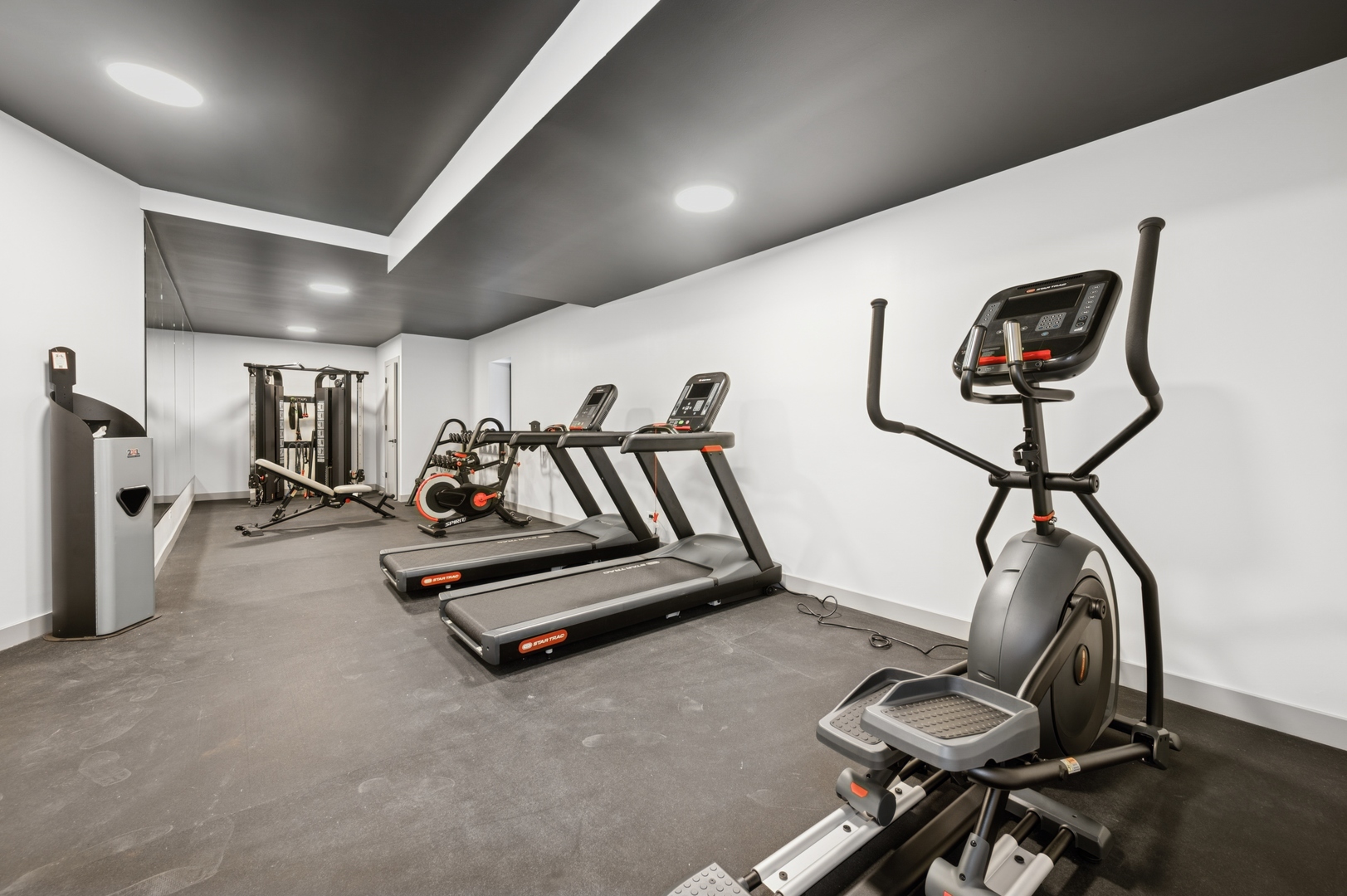 1335 W Estes Ave #2A Chicago, IL 60626