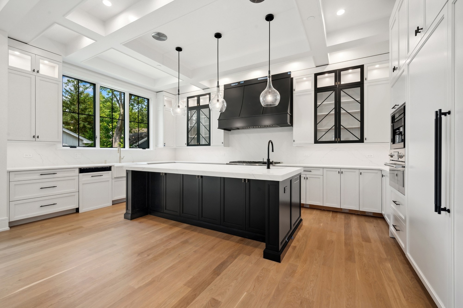 757 Kipling St Deerfield, IL 60015